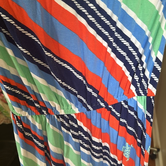 Lilly Pulitzer - Picture 2 of 3